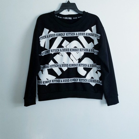 Stylenanda KKXX Korean Fashion Brand Black and White Graphic Sweatshirt - Picture 6 of 14